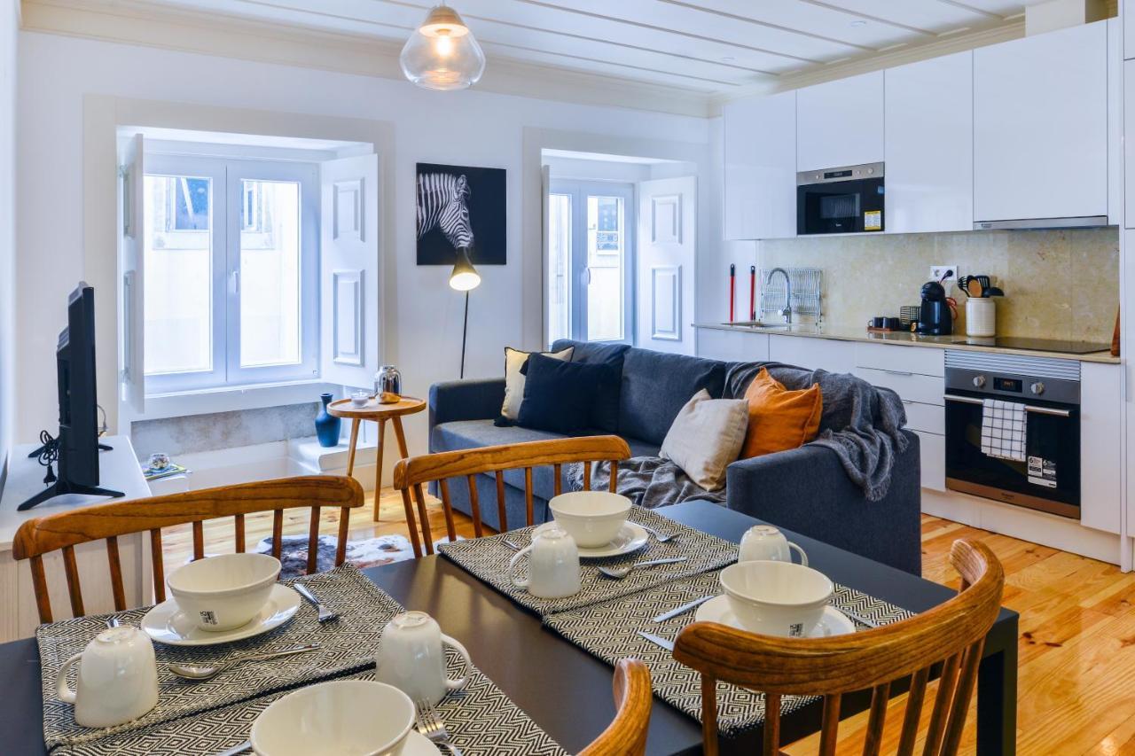 Sunny And Stylish Apartment - 11 Min To The Center Lisboa Eksteriør billede